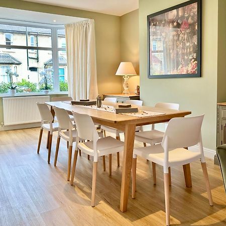 Central Townhouse With Free Off Road Parking And Garden York Eksteriør billede