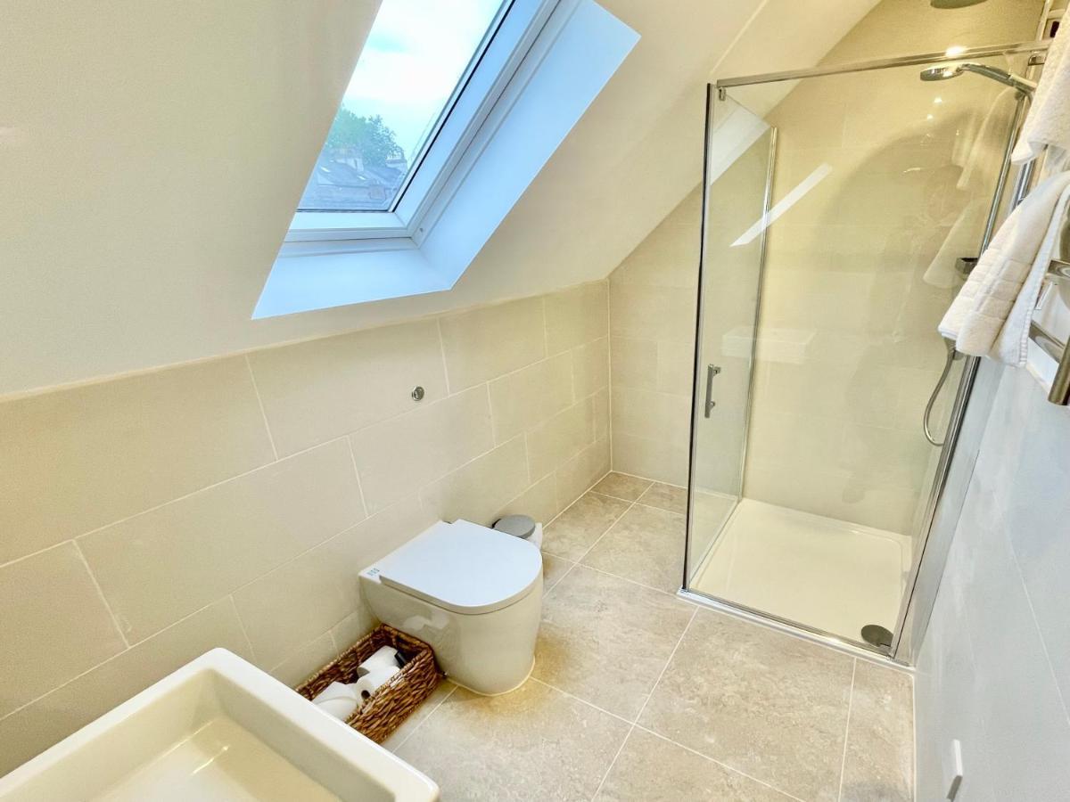 Central Townhouse With Free Off Road Parking And Garden York Eksteriør billede